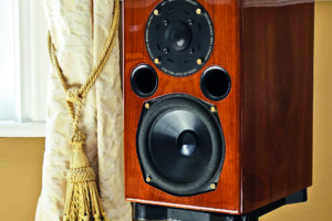 AE1 40th Anniversary (Walnut, In-room)