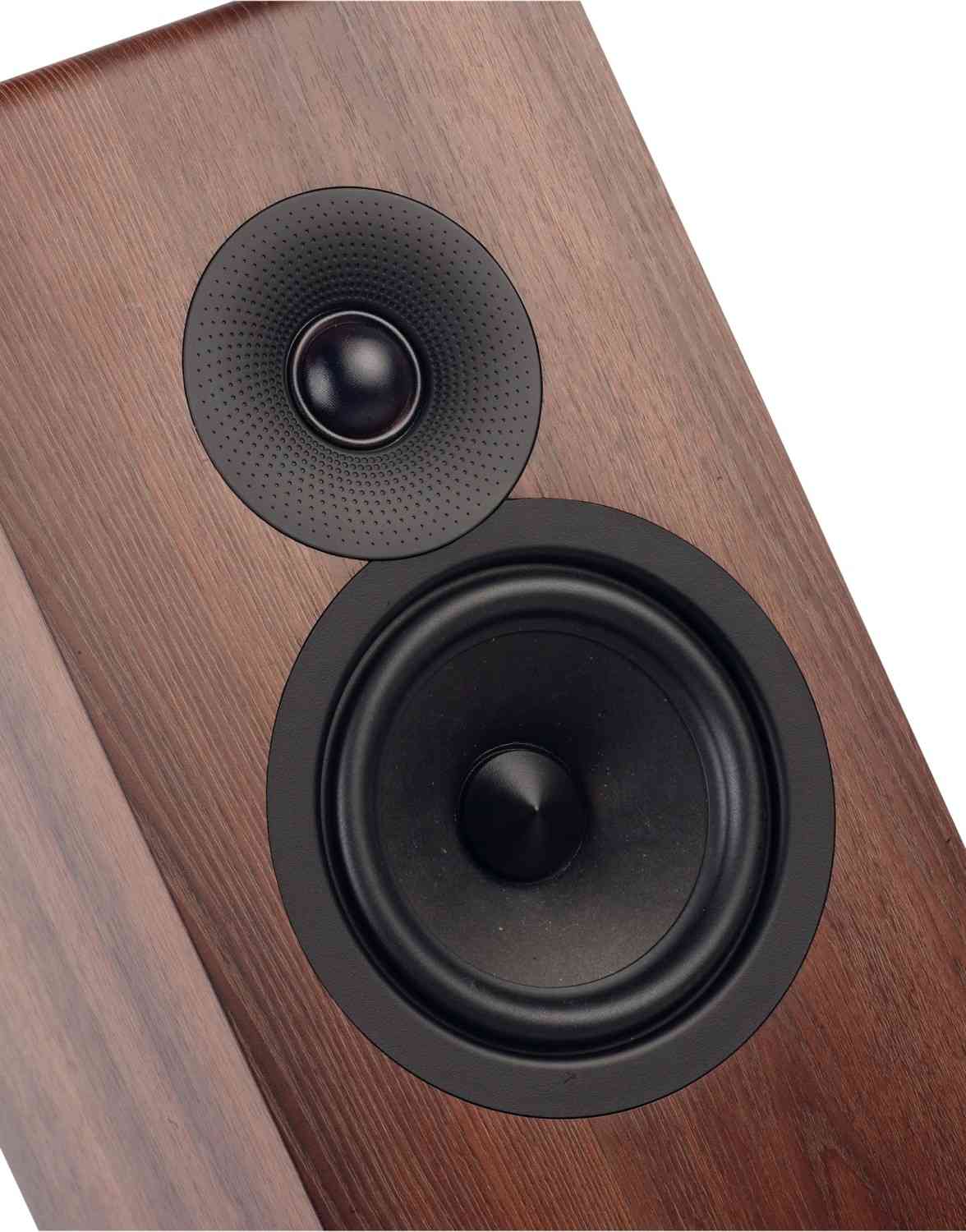 Acoustic Energy AE320² reviewed by Hi-Fi Test magazine in Germany